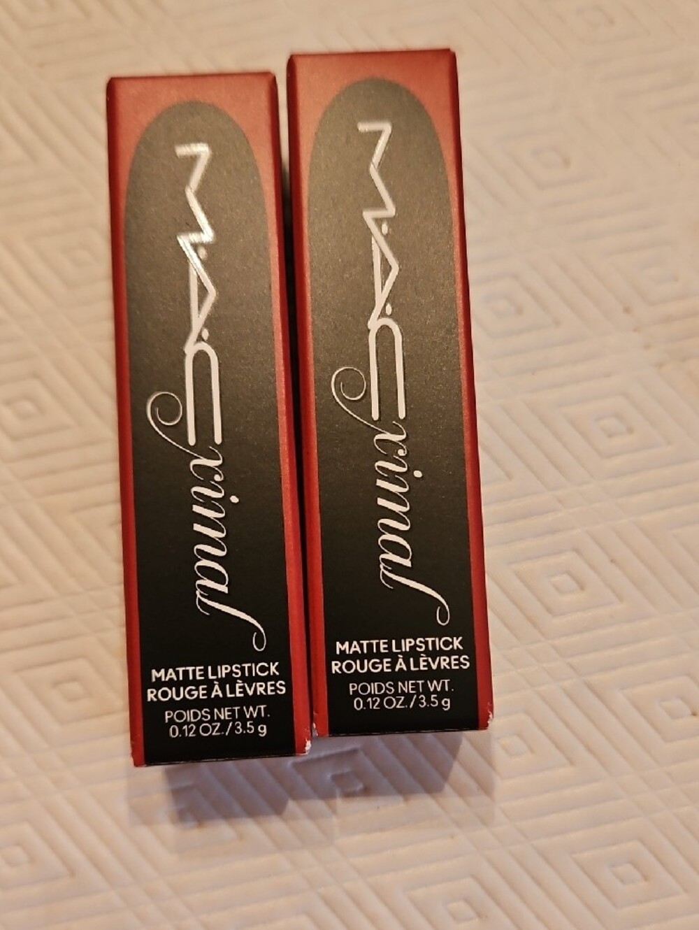 MAC Cosmetics Lipstick Russian red Duo in Red and Black Packaging